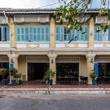 Hotel The Columns Kampot Exterior foto