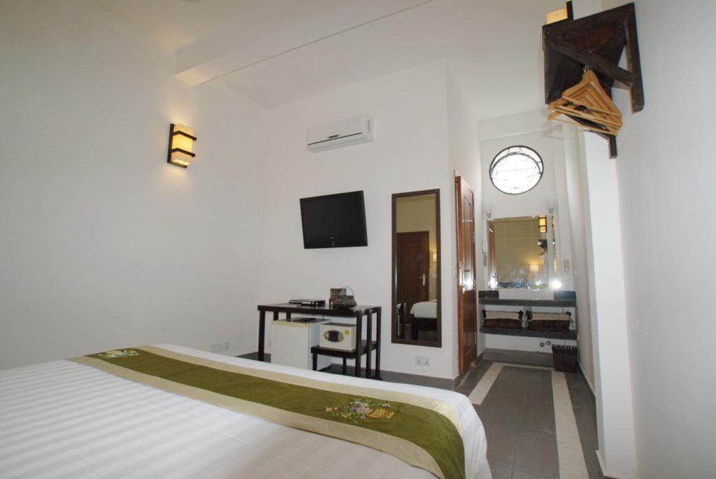 Hotel The Columns Kampot Exterior foto
